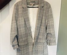 Stylish Grey H&M Blazer