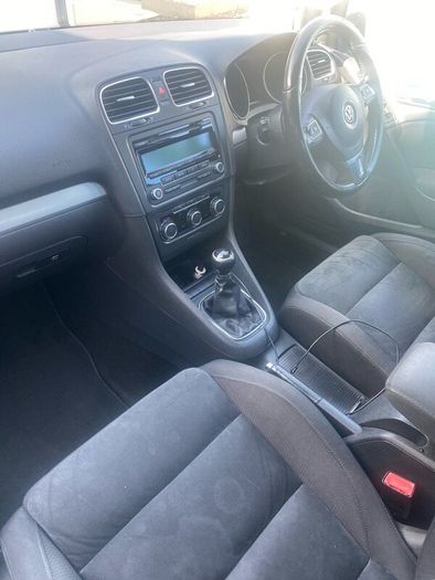 Volkswagen golf mk6 2.0 tdi highline