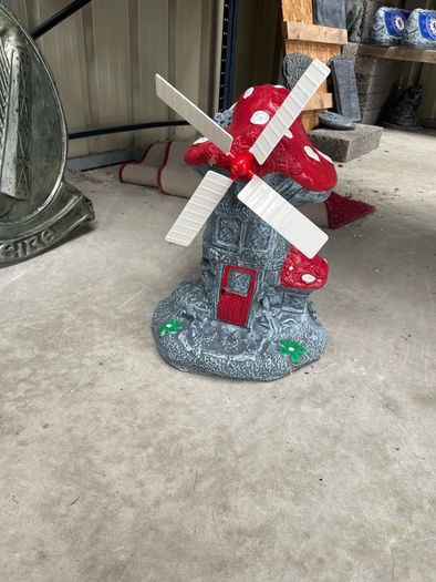 garden ornaments