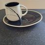 6 Denby oyster buffet saucers and mugs Image 3