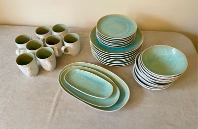 Crockery set