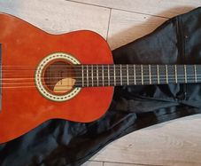 Startone CG guitar