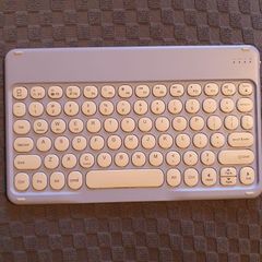 Slim Wireless Bluetooth Keyboard Type c tablets/ipad/phones
