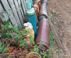 14 Free Empty gas barrels in bray