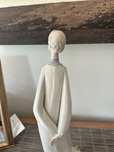 Lladro Figurine