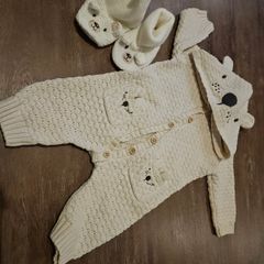 Beige neutral teddy 0-3mth baby outfit with booties