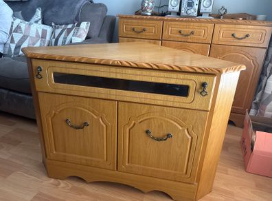 Tv unit