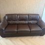 Leather suite of furniture Image 3