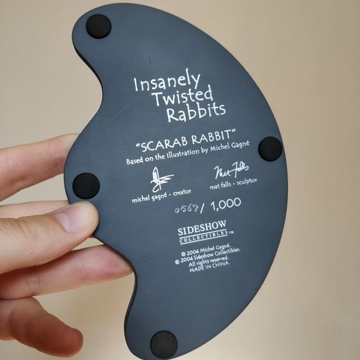 Insanely Twisted Rabbits: Scarab Rabbit Statue