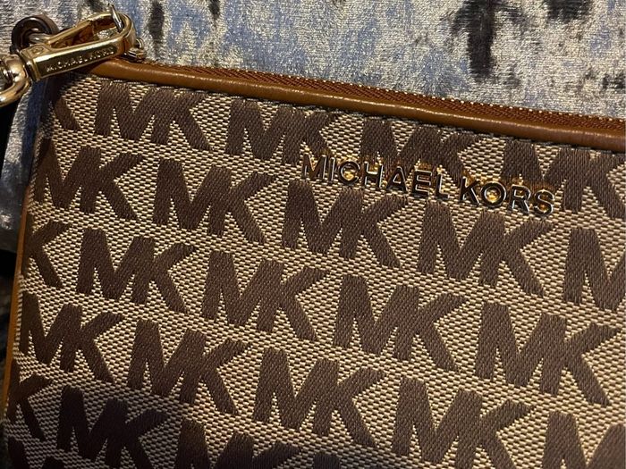 Michael Kors Wristlet