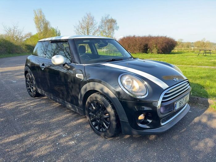Mini Cooper 1.5D 2015 - Fantastic First Car!