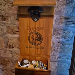 Bar bottle opens