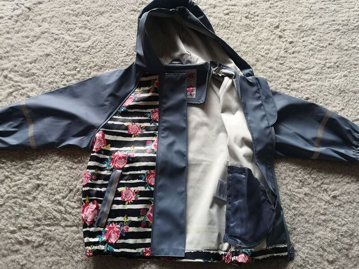 Kids Rain Jacket Size: 12-24months (86/92)