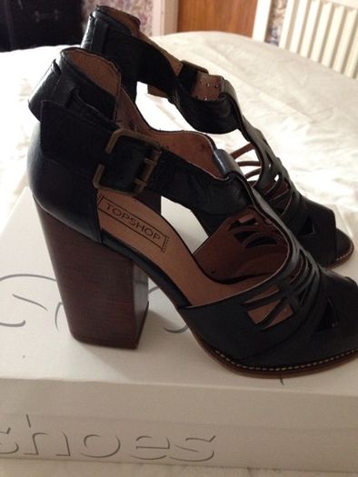 Topshop cutout tbar sandals