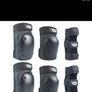 ski helmet goggles and body protectors Image 6