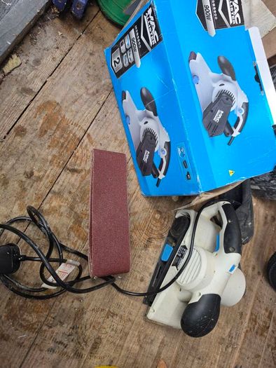 Mac Allister  Belt sander