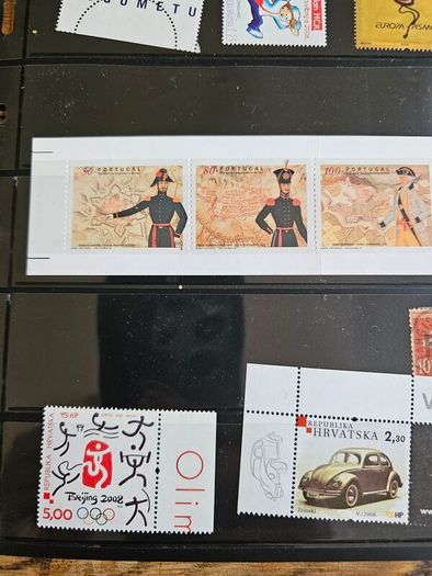 World Stamps UK USA France Denmark New Zealand Swiss India Bermuda Croatia Portugal