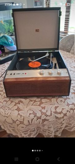 vintage hmv record player