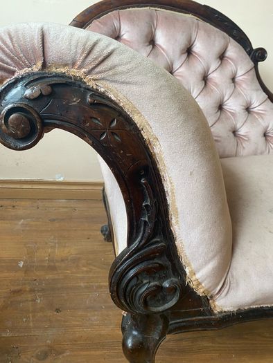 Antique Victorian Mahogany Chaise Lounge / Lougue