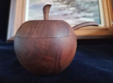wooden apple pot with spoon