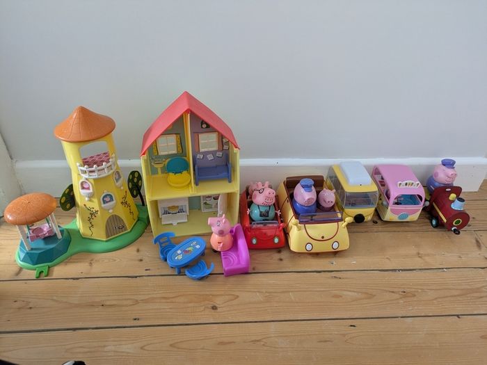 Large Peppa bundle