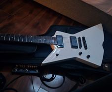 guitar Harley Benton EX-84 Modern EMG LH (Left-Handed) + Gig Bag