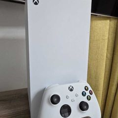 Xbox series x with 2 controllers