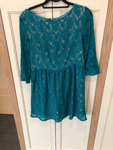 Green lace dress