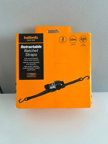 Retractable Ratchet Straps