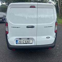 Ford Courier 2025
