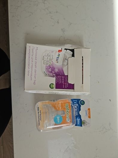 baby feeding