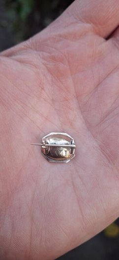 Antique 9ct Gold Pin