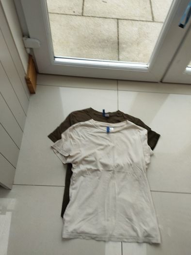 T-Shirts XS "Divided'