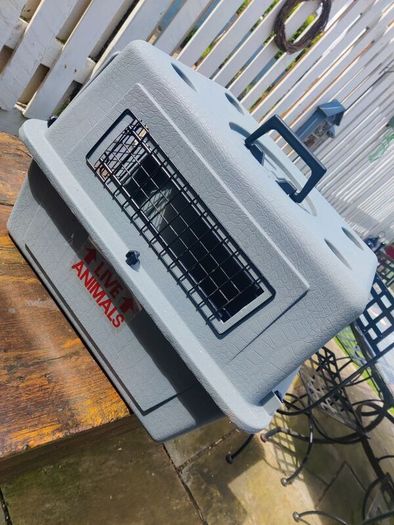 sky kennel small