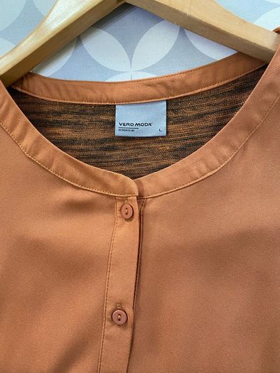 Like New: Vero Moda Blouse (Size 10)