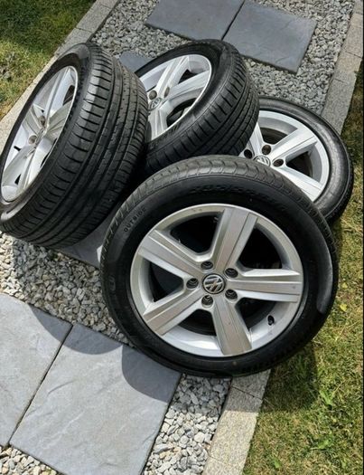 VW R16 Alloys & nearly new Hanckook tyres