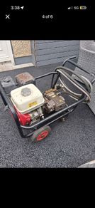 GX 390 Honda Power Washer comes with 120 foot of pipe and a 6 foot gun all ready to go