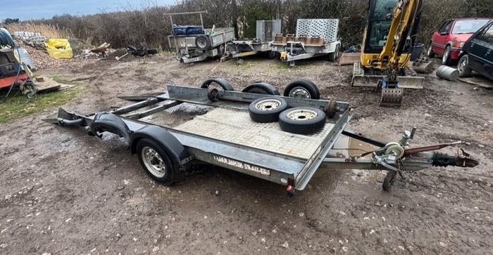bryan james car carrying trailer Brian