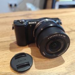 Sony a5000 Mirrorless Camera - Excellent Condition - Very Low Shutter Count!