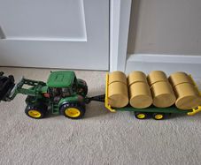 John Deere - Tractor and Bale Toy Set