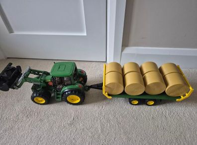 John Deere - Tractor and Bale Toy Set