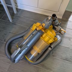 Dyson DC 11