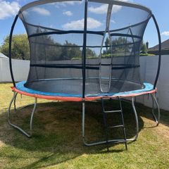 Trampoline