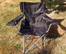Beach or camping chair with carry bag