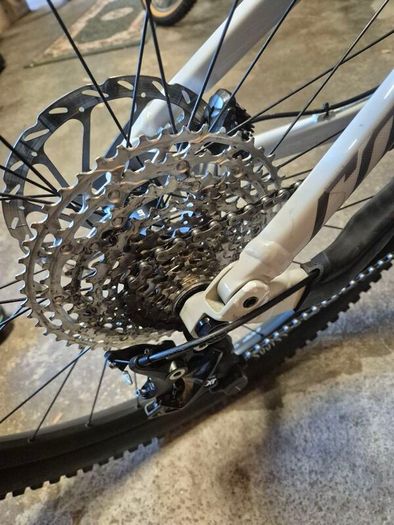 Commencal Meta AM/TR 29 Full Shimano XT, RockShox Lyrik, DT Swiss, Frame Wrapped