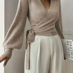 Elegant Beige V Neck with Asymmetric Design Lantern Sleeves