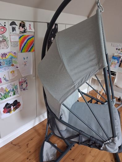 Egg chair