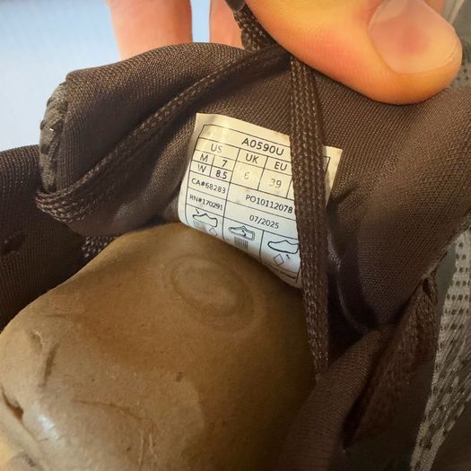 Alo runners size 6uk