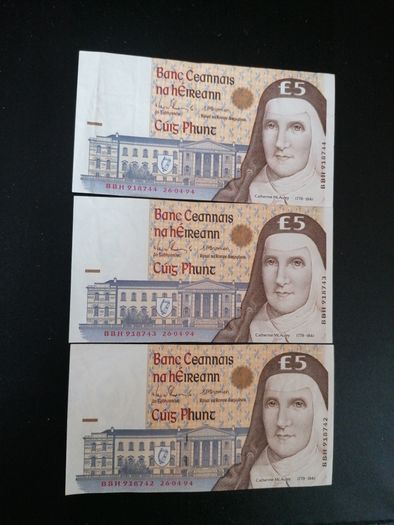 1994 Ireland Five Pounds Banknotes