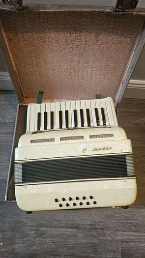 Accordian